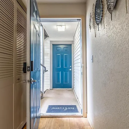Greenlake Oasis: Cozy Apartment with Wi-Fi and Patio Seattle Exterior photo